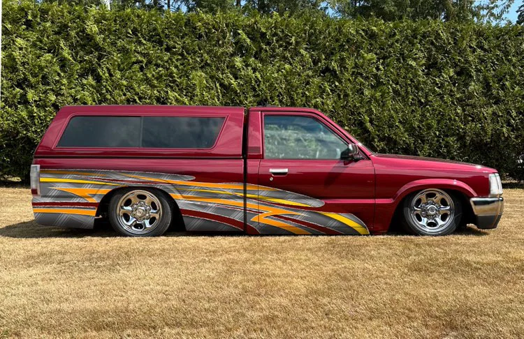 Burgundy Mazda, Mazda B2000
