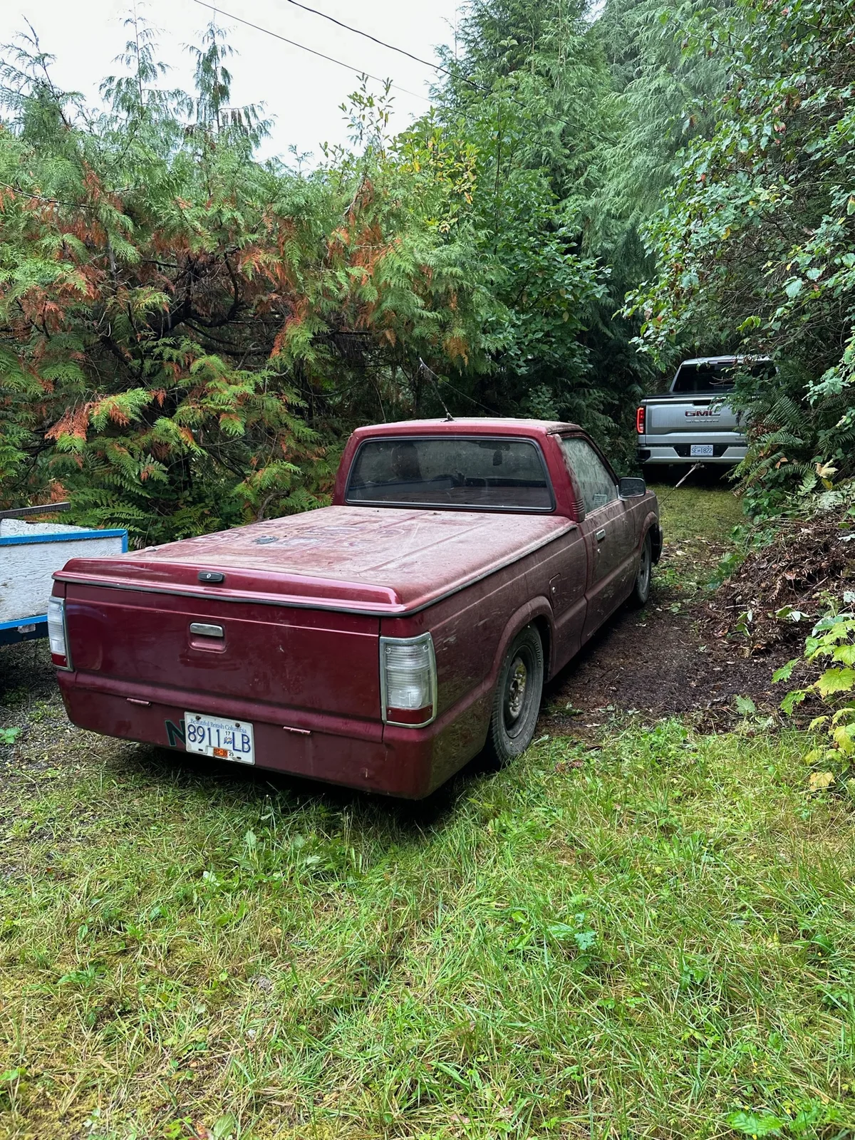 Burgundy Mazda, photo 17