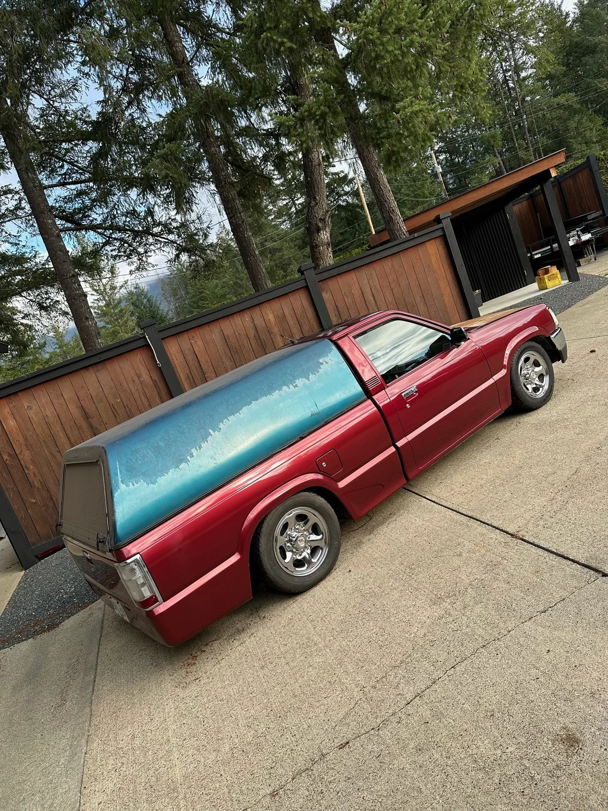 Burgundy Mazda, photo 21
