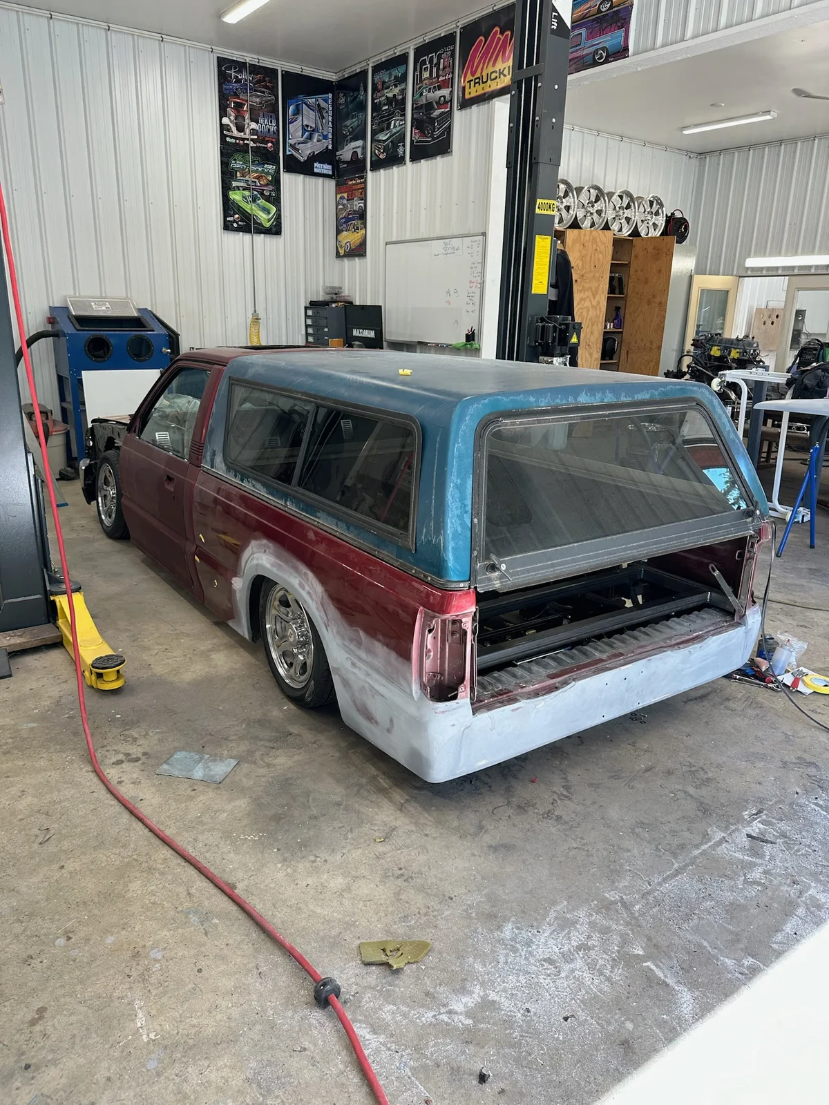 Burgundy Mazda, photo 36