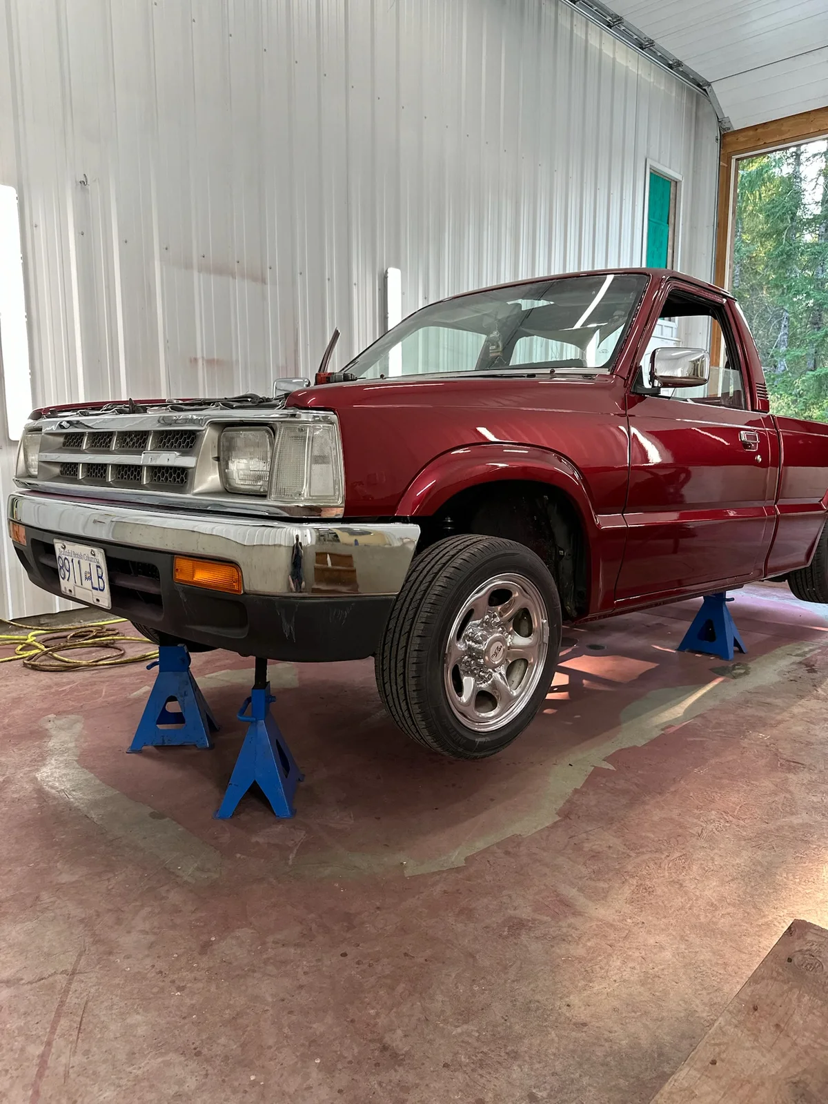 Burgundy Mazda, photo 49