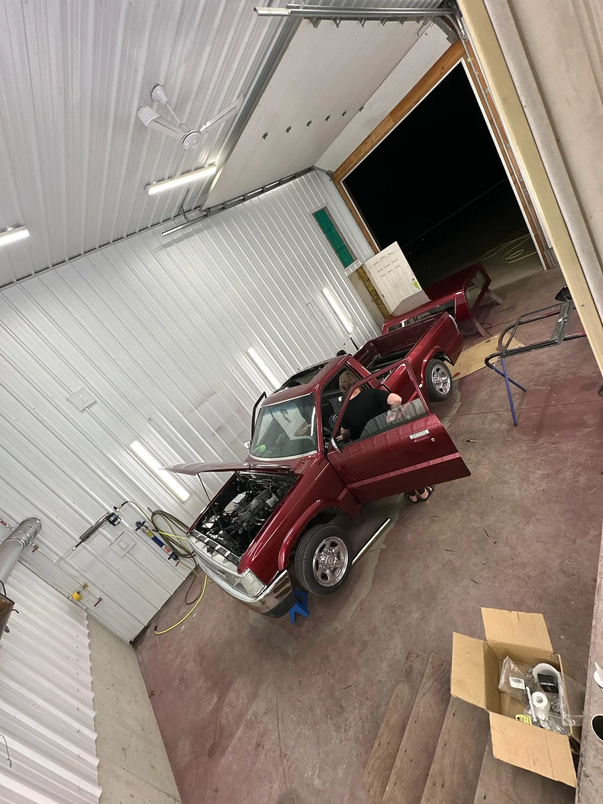 Burgundy Mazda, photo 50