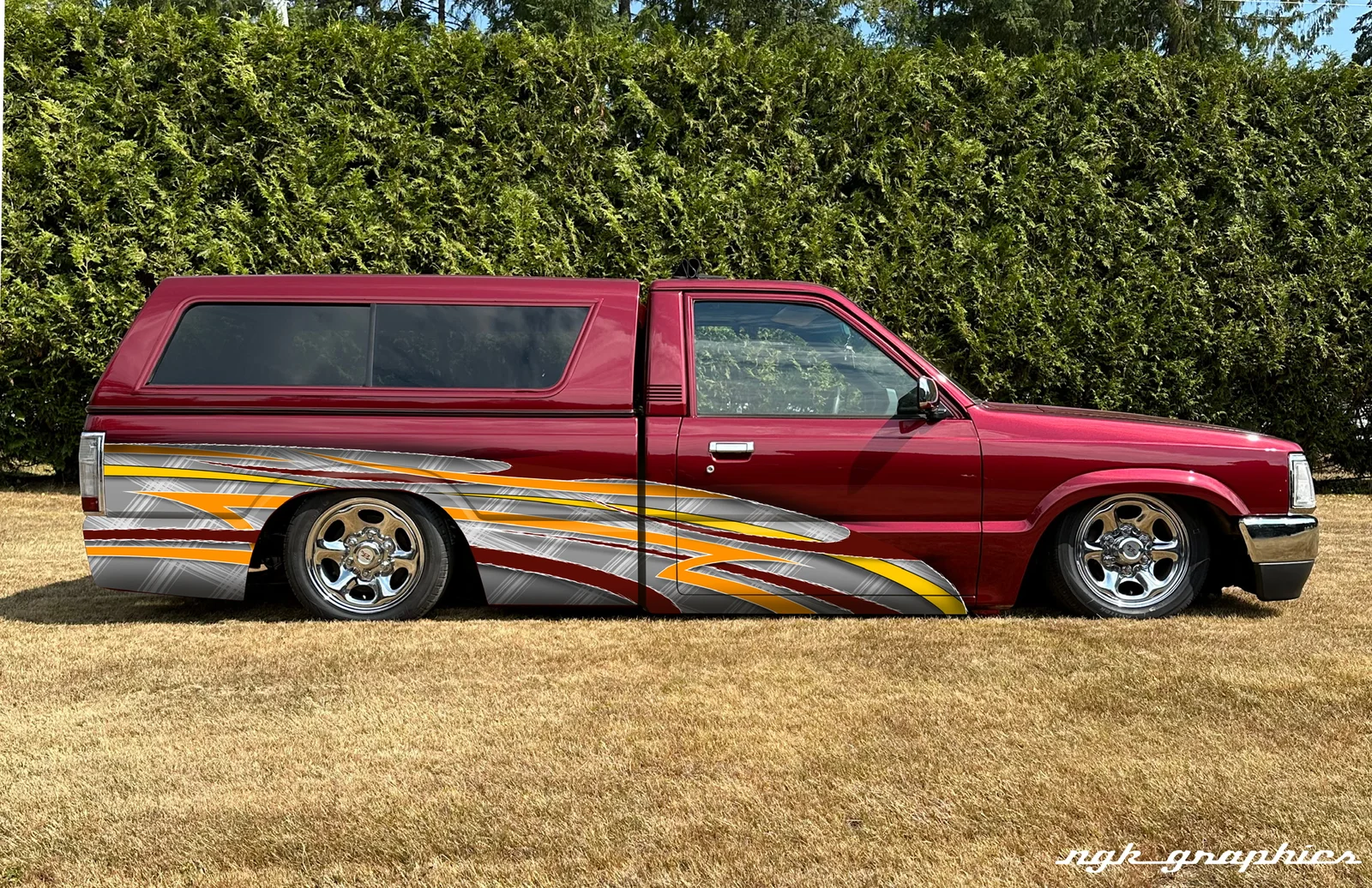 Burgundy Mazda, photo 10